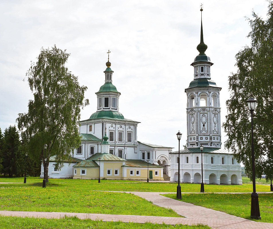 Никольская церковь с колокольней