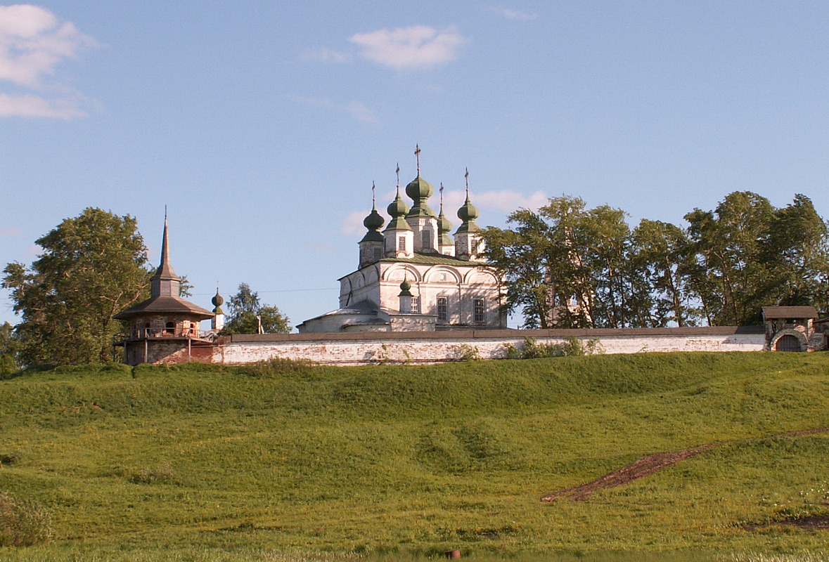 Экскурсии и программы